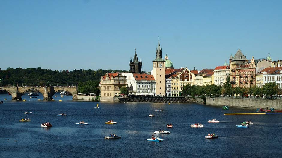 Architecture Charles-Bridge Moldova Prague