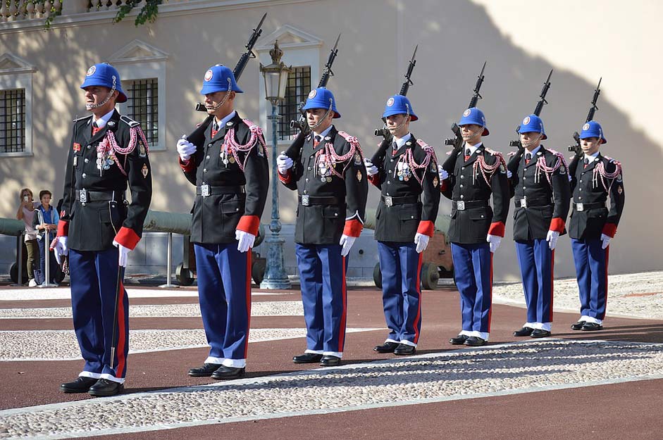 Palace-Of-Monaco Monaco Changing-Of-The-Guard Guard