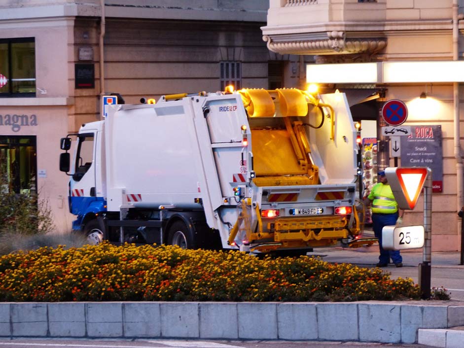Truck Monaco Garbage-Disposal Street-Cleaning
