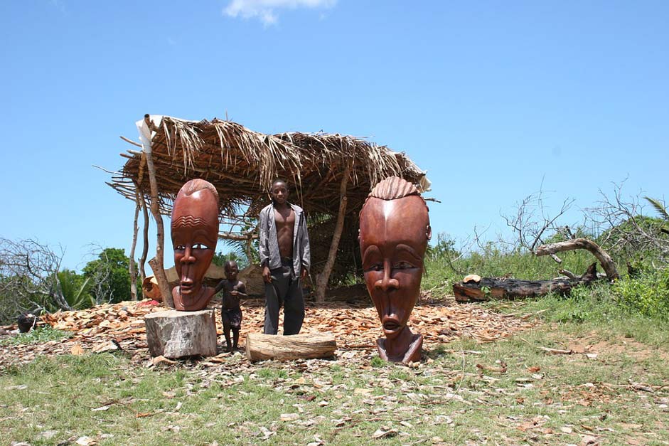 Woodwork Mozambique Handcraft Inhambane
