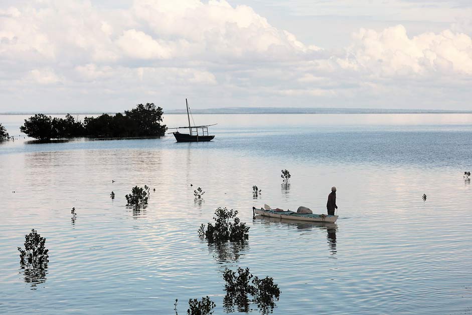  Fishing Ibo-Island Mozambique