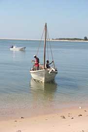 Bazaruto Boat Mozambique Fishermen Picture