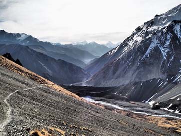 Trail Trekking Hiking Annapurna-Circuit Picture