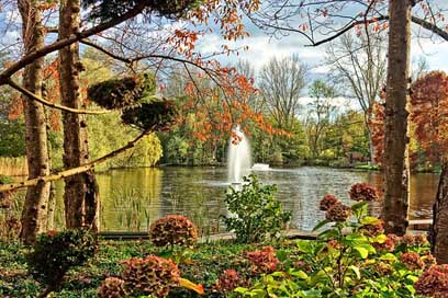 Fountain Garden Park Pond Picture