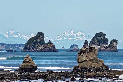 New-Zealand Ocean Rock Paparoa-National-Park Picture