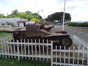 Tank Tourism Historical Monument Picture