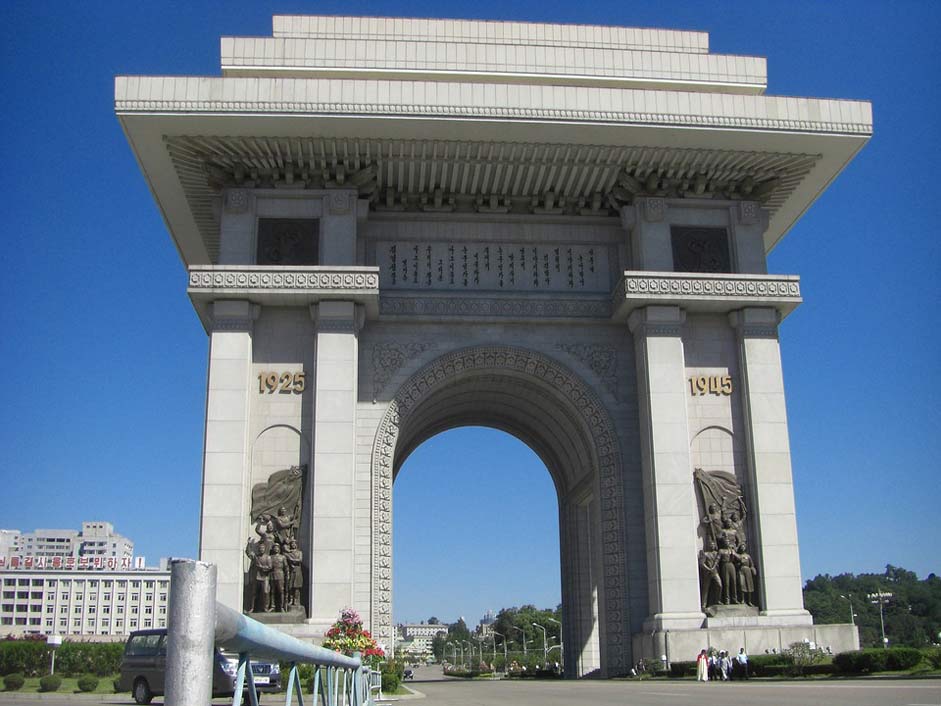 Building Pyongyang The-Arc-De-Triomphe North-Korea