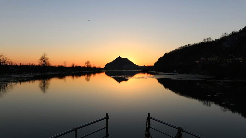  North-Korea Yalu-River Sunset