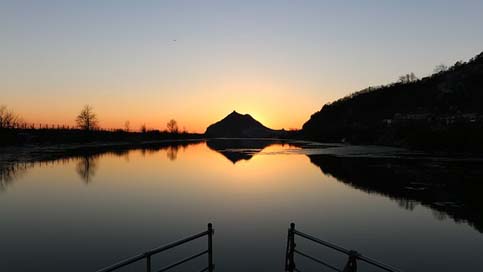Sunset  North-Korea Yalu-River Picture