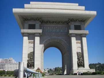 North-Korea Building Pyongyang The-Arc-De-Triomphe Picture