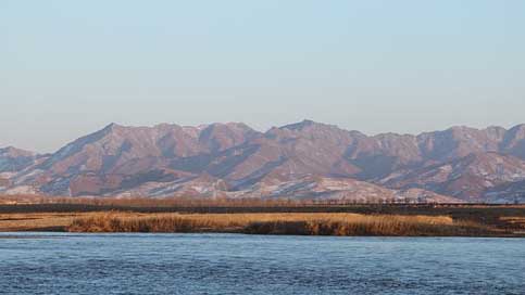 North-Korea North River Winter Picture