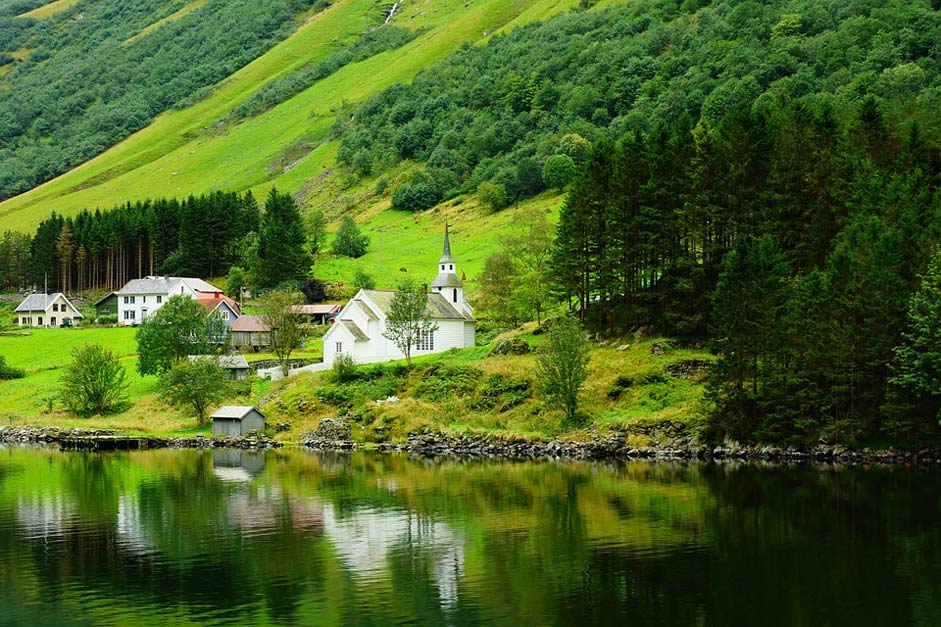 Nordic Songne Norway The-Fjord