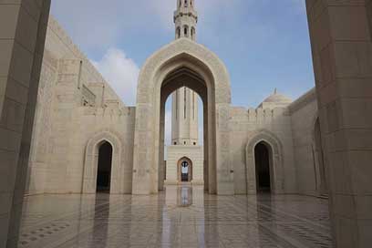 Mosque Arabian Minaret Entrance Picture
