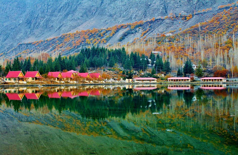 Pakistan Skardu Shangrila-Lake Lower-Kachura-Lake