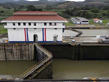 Miraflores  Panama Channel Picture