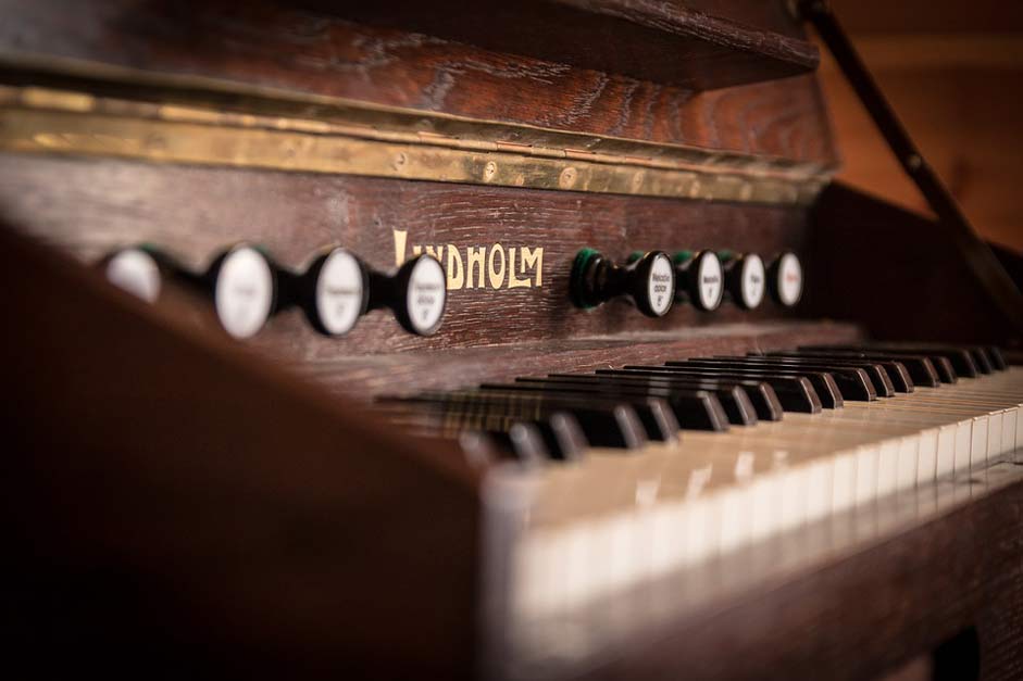 Antique Old Music Keyboard-Instrument