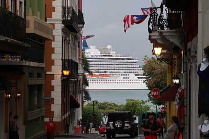 Puerto-Rico  Ship Street Picture