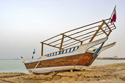 Dhow Traditional Transportation Sailing-Vessel Picture