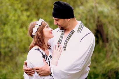 Family Love Romania Traditional-Costume Picture