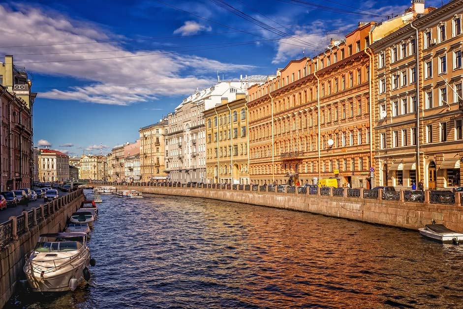 Waterway Channel Historic-Center St-Petersburg