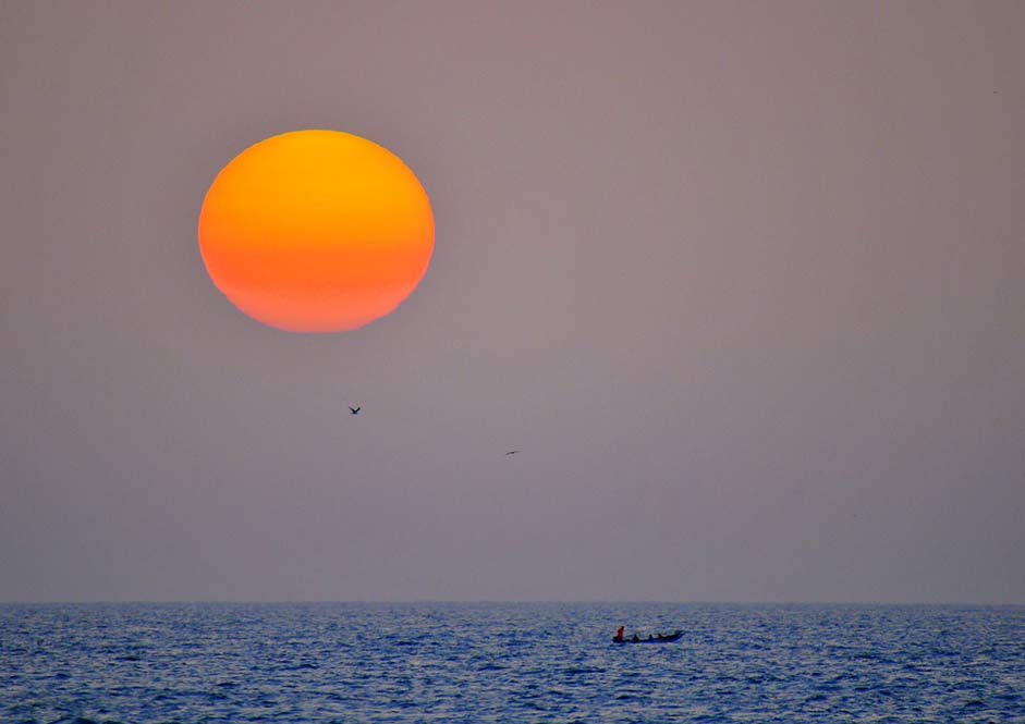 Canoe Sea Fishermen Sunset