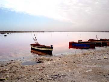 Boat  Senegal Lake Picture