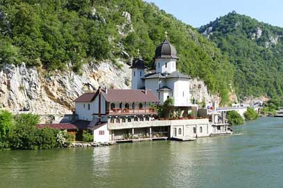 Danube Landscape Serbia River Picture