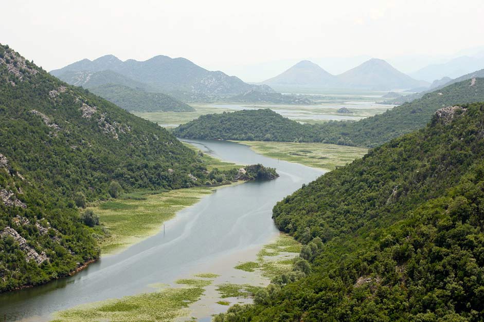 Rocky-Landscape Seychelles Landscape River