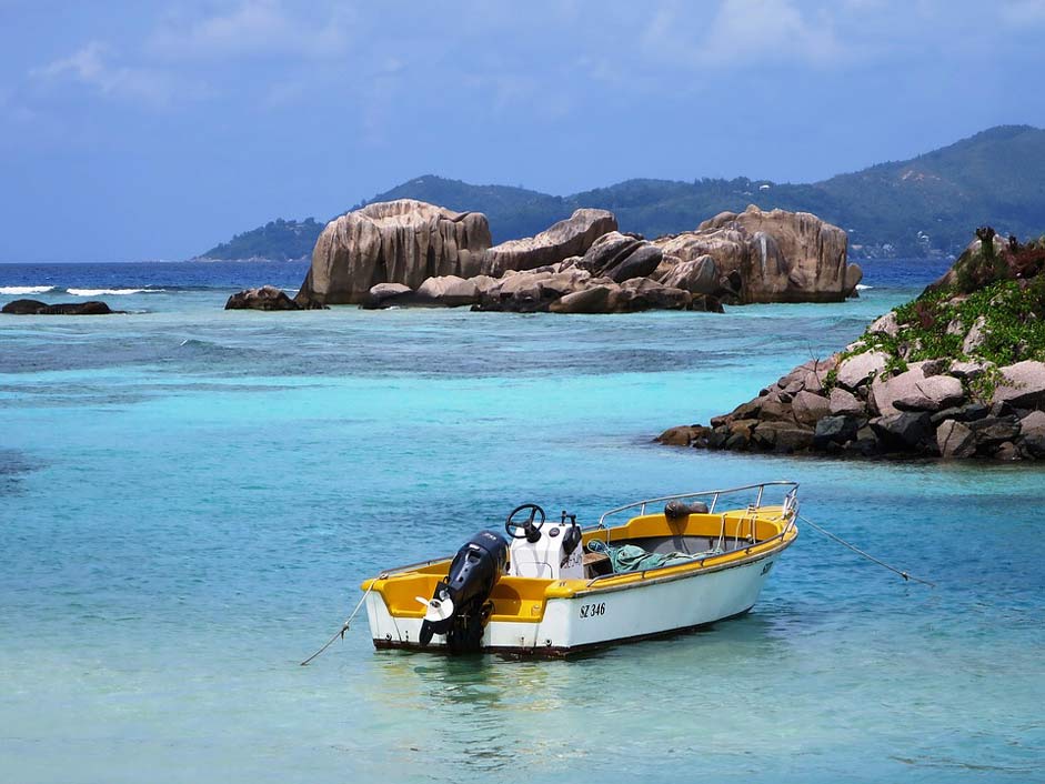 Rock Sea La-Dique Seychelles