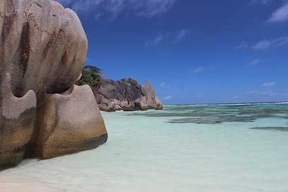 Seychelles Paradise Tropical-Island Beach Picture