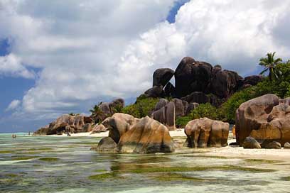 Sea Water Seychelles Boat Picture