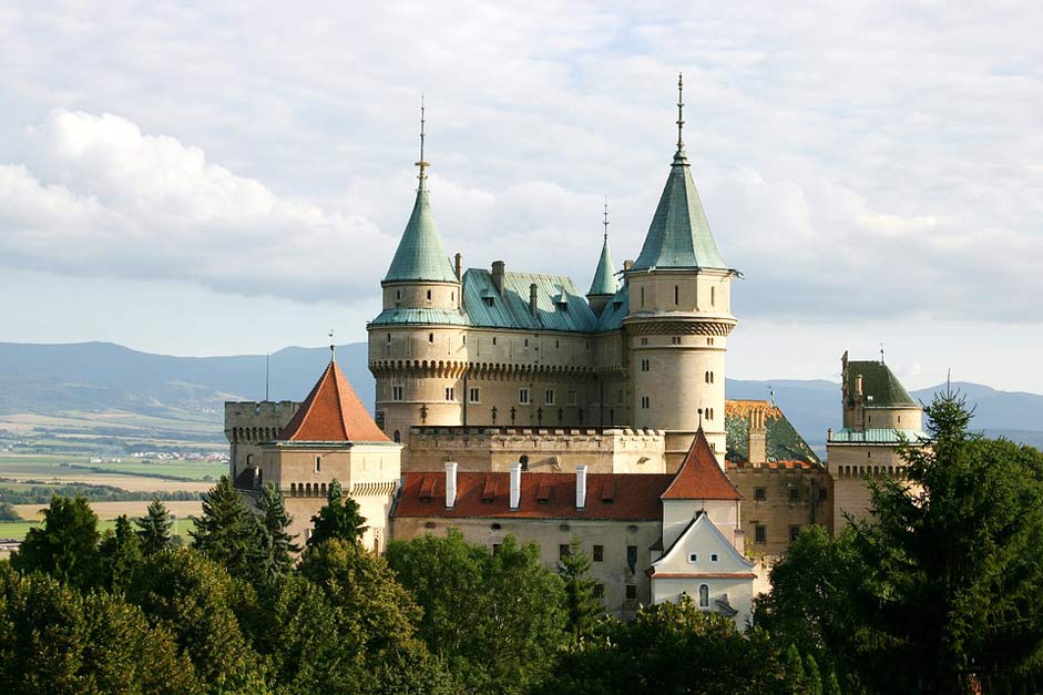 Blue-Sky Castle Slovakia Bojnice