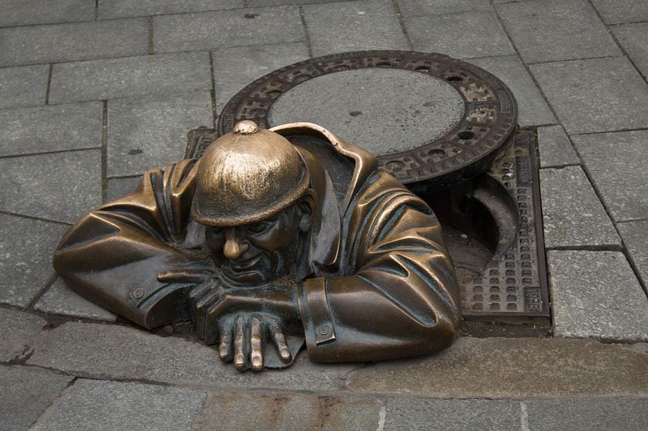 Sculpture Bronze Channel Bratislava
