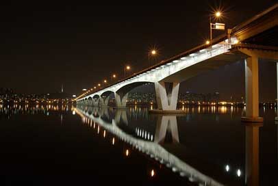 Bridge City South-Korea Night Picture
