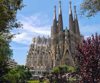 Sagrada-Familia Monument Architecture Cathedral Picture