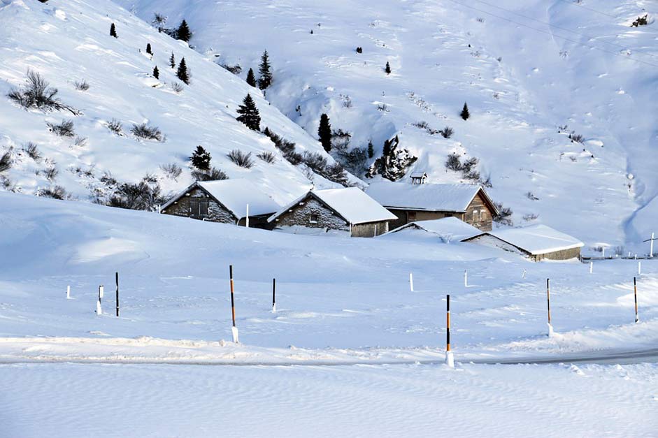 Alpine Bergdorf Winter Snow