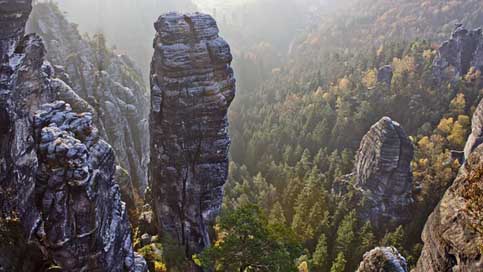 Saxon-Switzerland Hell-Dog Pinnacle Rock Picture