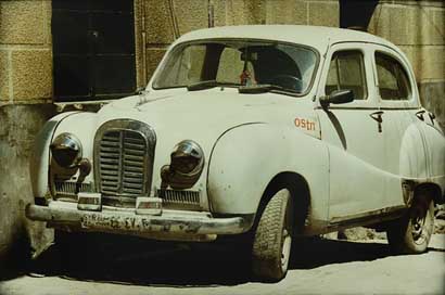 Aleppo Old Car Syria Picture