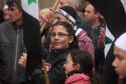 Golan-Heights Girl People Demonstration Picture