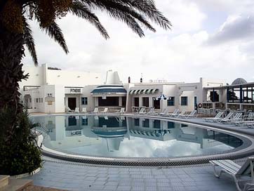 Swimming-Pool Tunisia Chairs Palm-Tree Picture