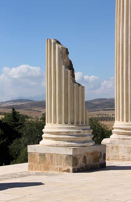  The-Ruins-Of-The The-Roman-Empire Tunisia