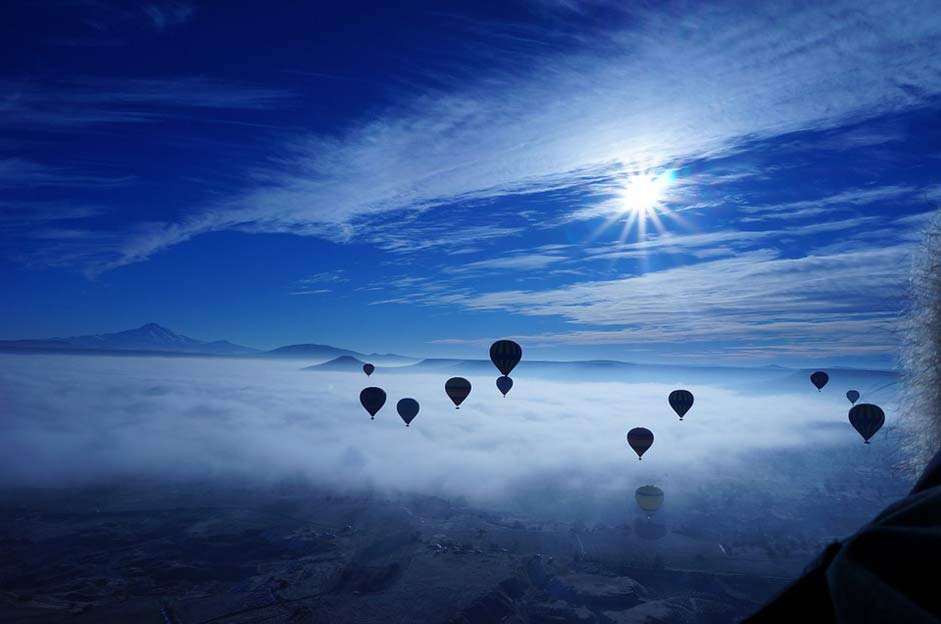 Cloud Blue Sky Hot-Air-Balloon