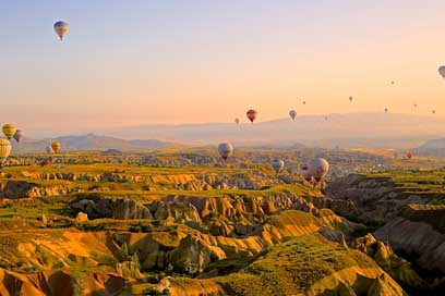 Hot-Air-Ballons Valley Above Flying Picture