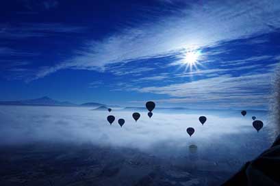 Hot-Air-Balloon Cloud Blue Sky Picture