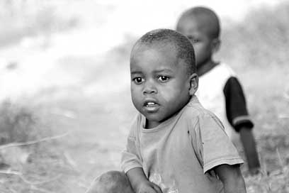Africa-Children  Black-And-White Kids-In-Africa Picture