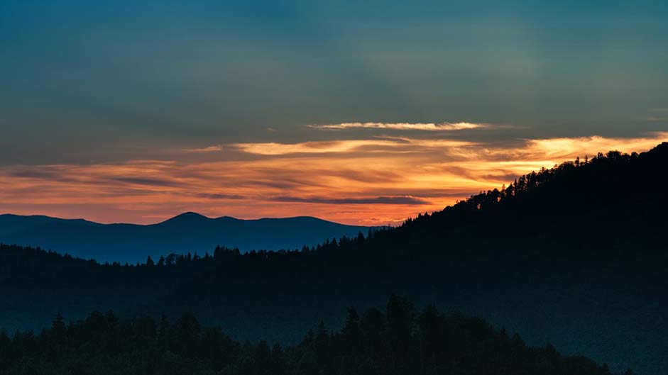 Carpathian-Mountains Ukraine Sunset Landscape