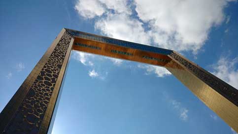 Dubai-Frame Blue-Sky Architecture Sky Picture