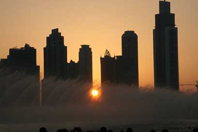 Dubai  United-Arab-Emirates Dancing-Fountains Picture