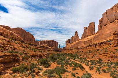 Utah Stone Park-Avenue Arches Picture