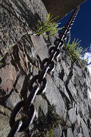 Chains Stone Uruguay Cologne Picture